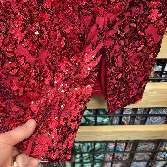 NWT,Alex & Eve from Alex evenings Sequin Floral Sheath Dress
,red - Picture 7 of 17
